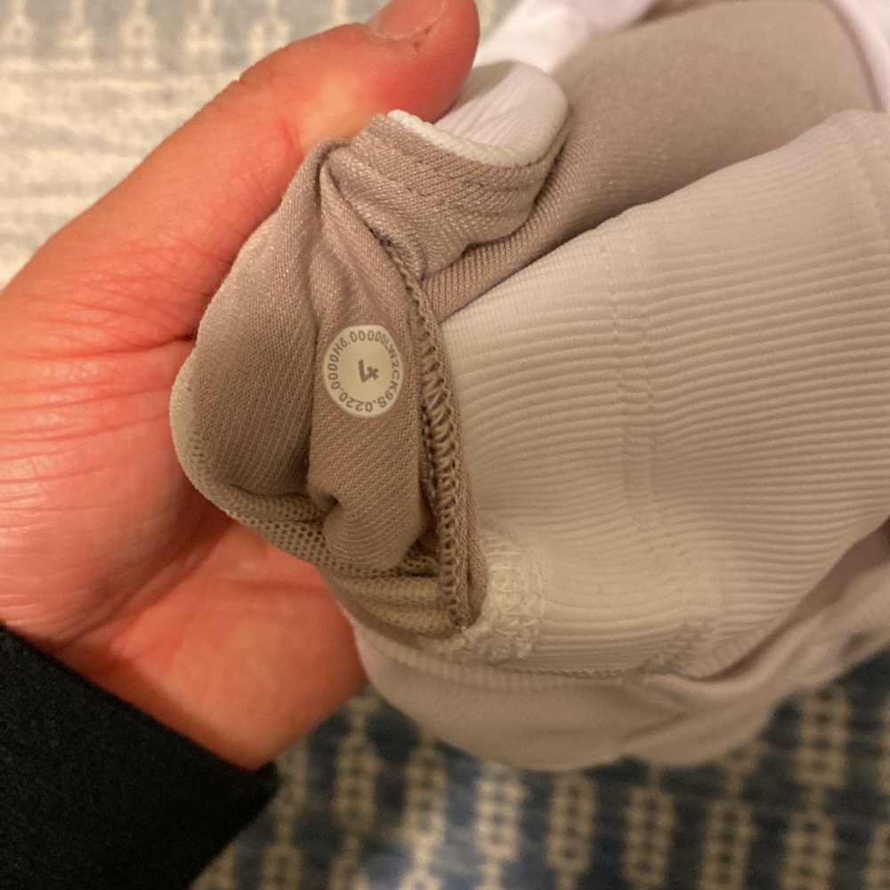 Lululemon High Neck Energy Bra Ribbed - Picture 4 of 4